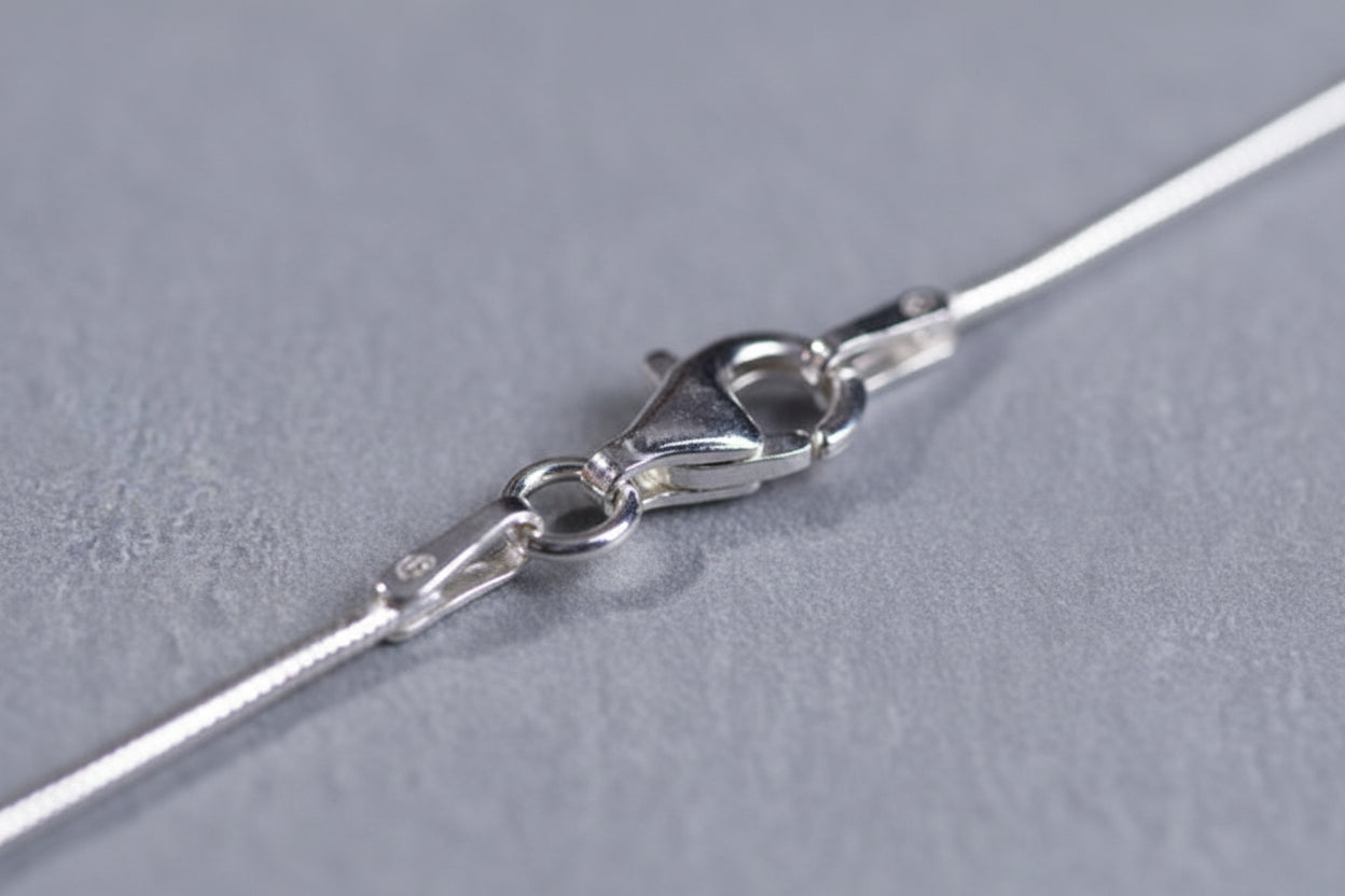 Droplet Necklace with Platinum Detailing