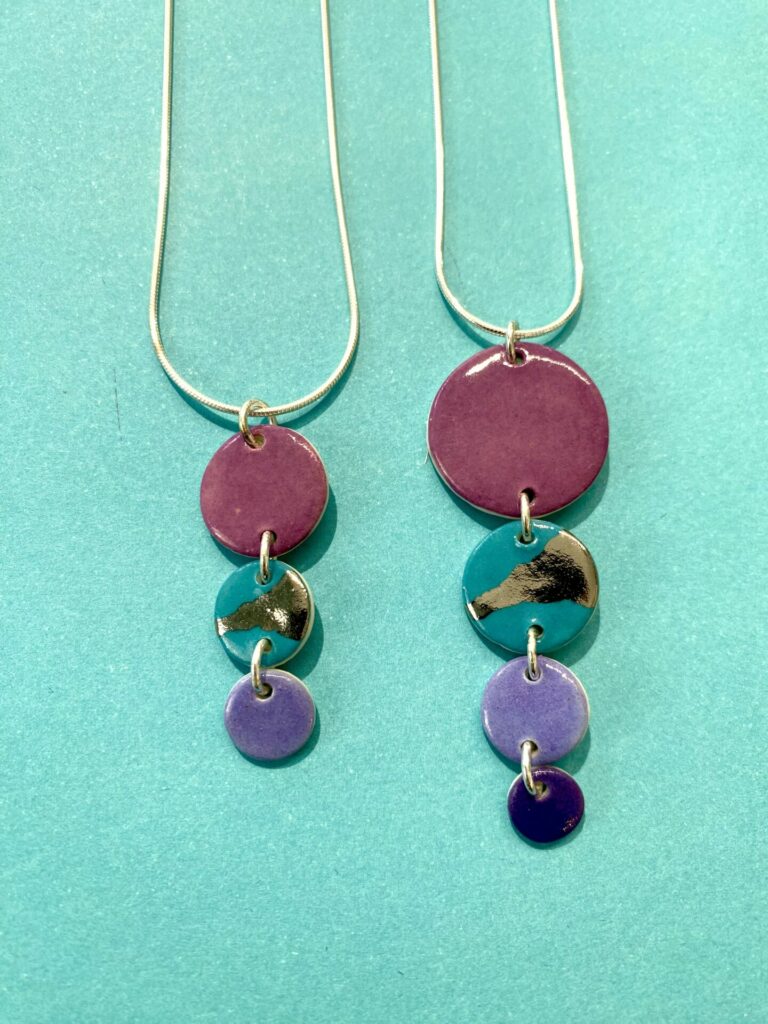 Coloured Disc Necklace with Platinum (3 Discs)