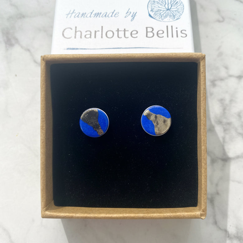 Disc Stud Earrings with Platinum Detailing