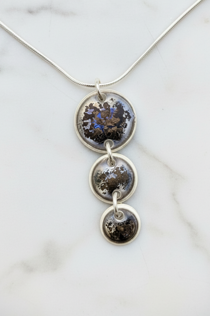 Metallic Disc Necklace