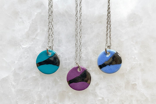 Disc Mini Necklace with Platinum