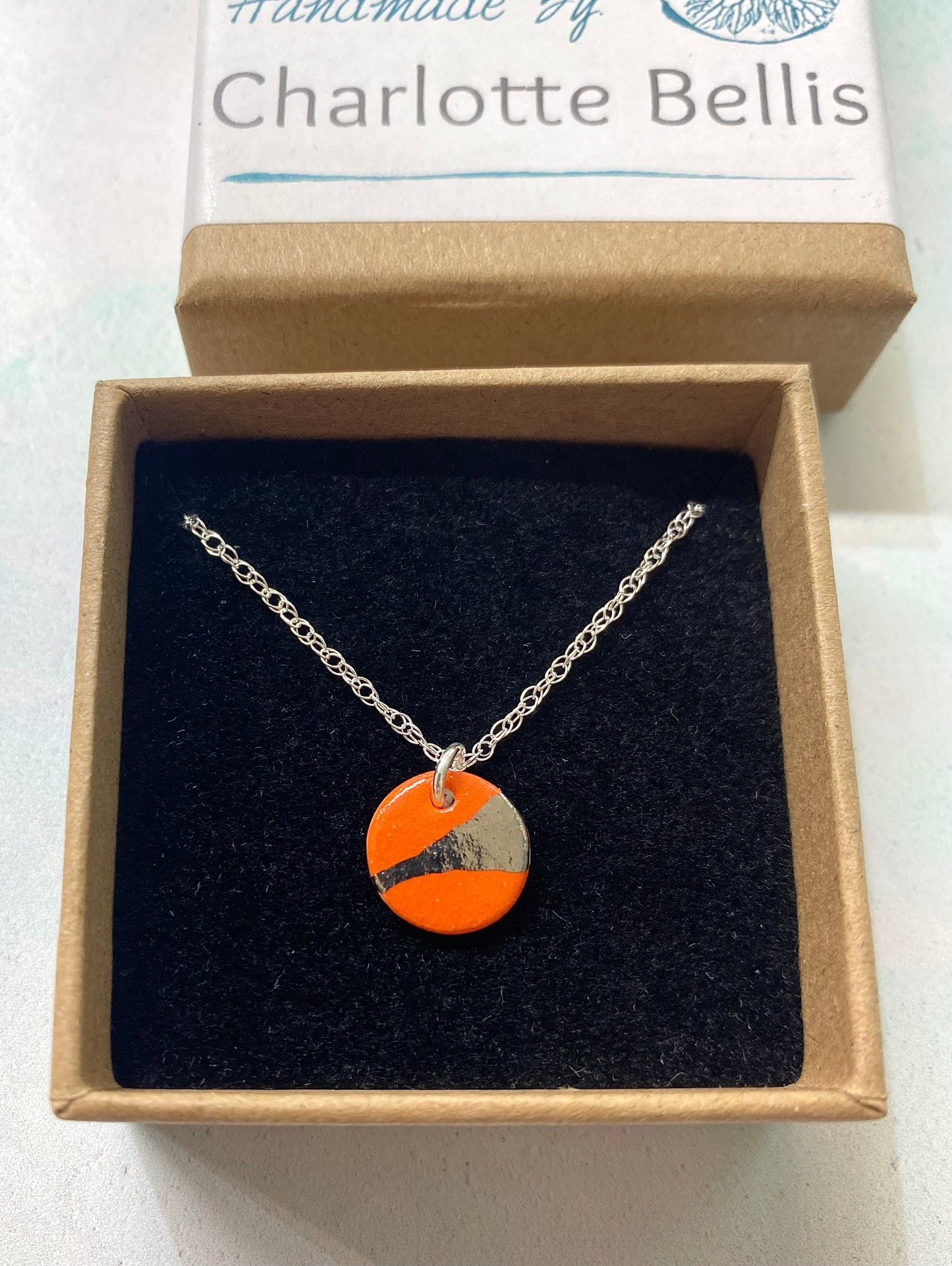 Disc Mini Necklace with Platinum