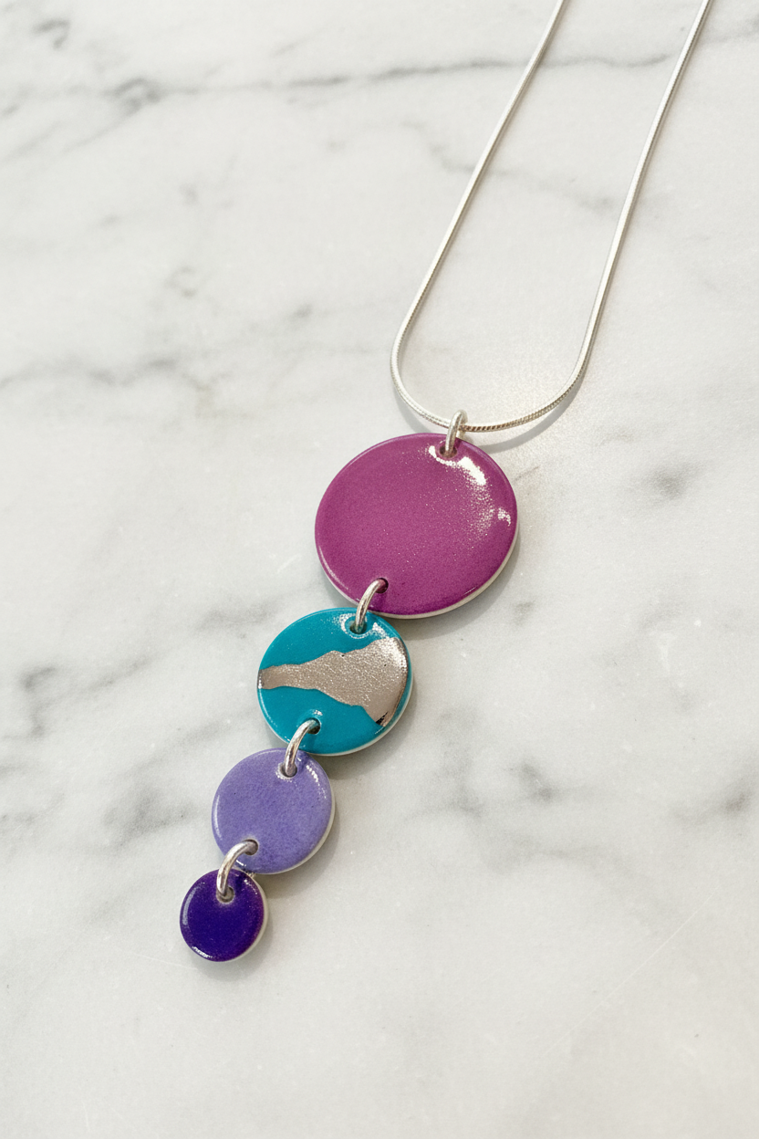 Coloured Disc Necklace with Platinum (4 Discs)