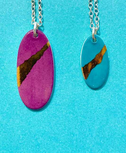 Oval Necklace with 24ct Gold Detailing