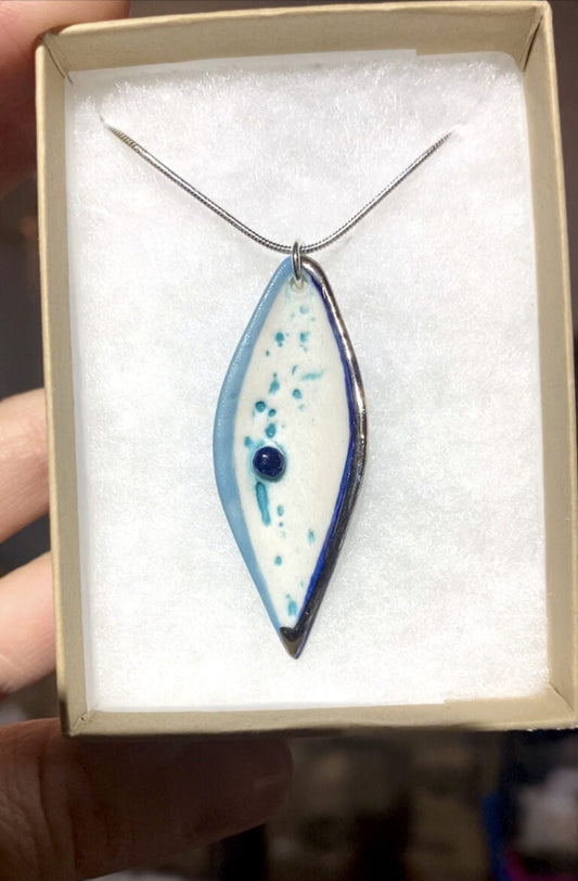 Droplet Necklace with Platinum Detailing