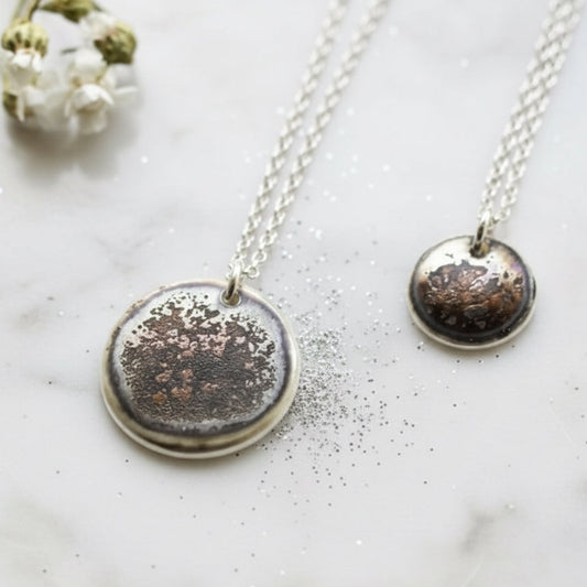 Metallic Glaze Disc Necklace