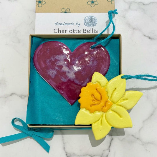 Daffodil and Heart Decoration