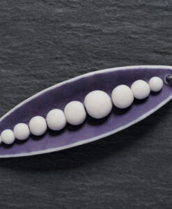 Small Pea Pod Necklace