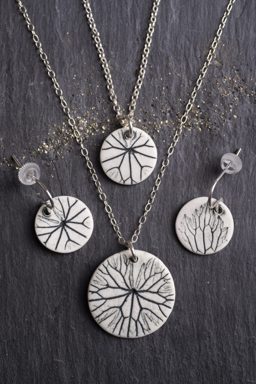 Leaf Print Disc Earrings - Image 6