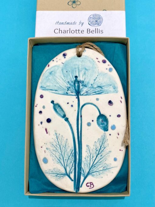 Pabi Cymreig (Welsh Poppy) Porcelain Plaque with Hessian String