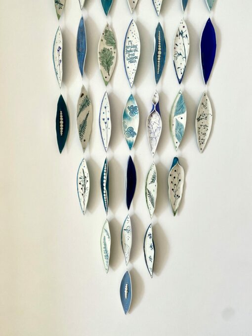 Porcelain Wall Hangings on Driftwood - Image 4