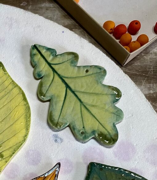 (B) Leaf Decoration - Oak - Image 3
