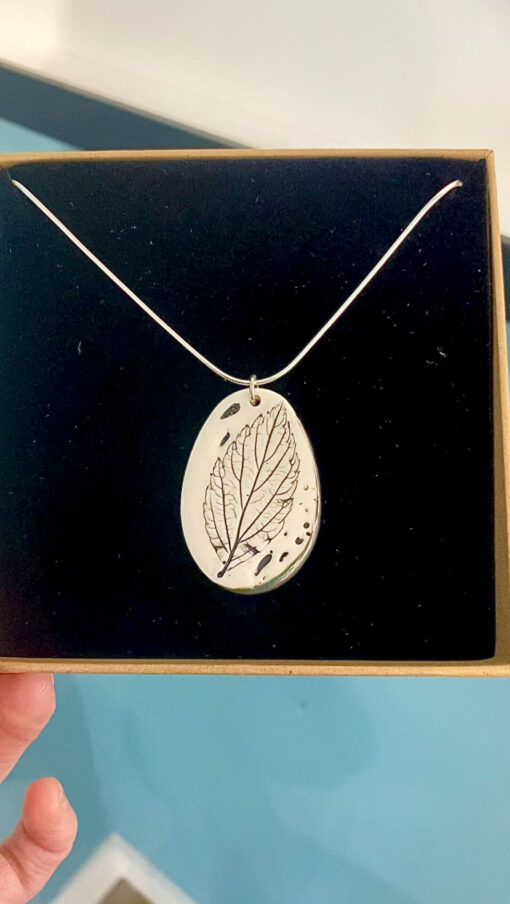 Leaf Print Necklace with Platinum Detailing - Image 4
