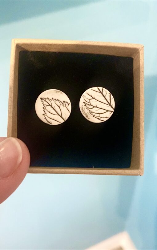 Leaf Print Stud Earrings - Image 4