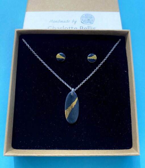 Oval Necklace with 24ct Gold Detailing - Image 5